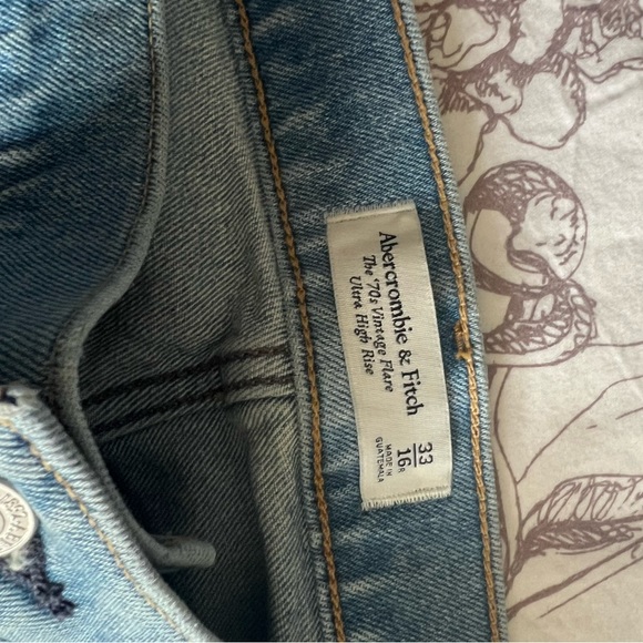 Abercrombie & Fitch The 70s Vintage Flare Ultra High Rise - Picture 2 of 4